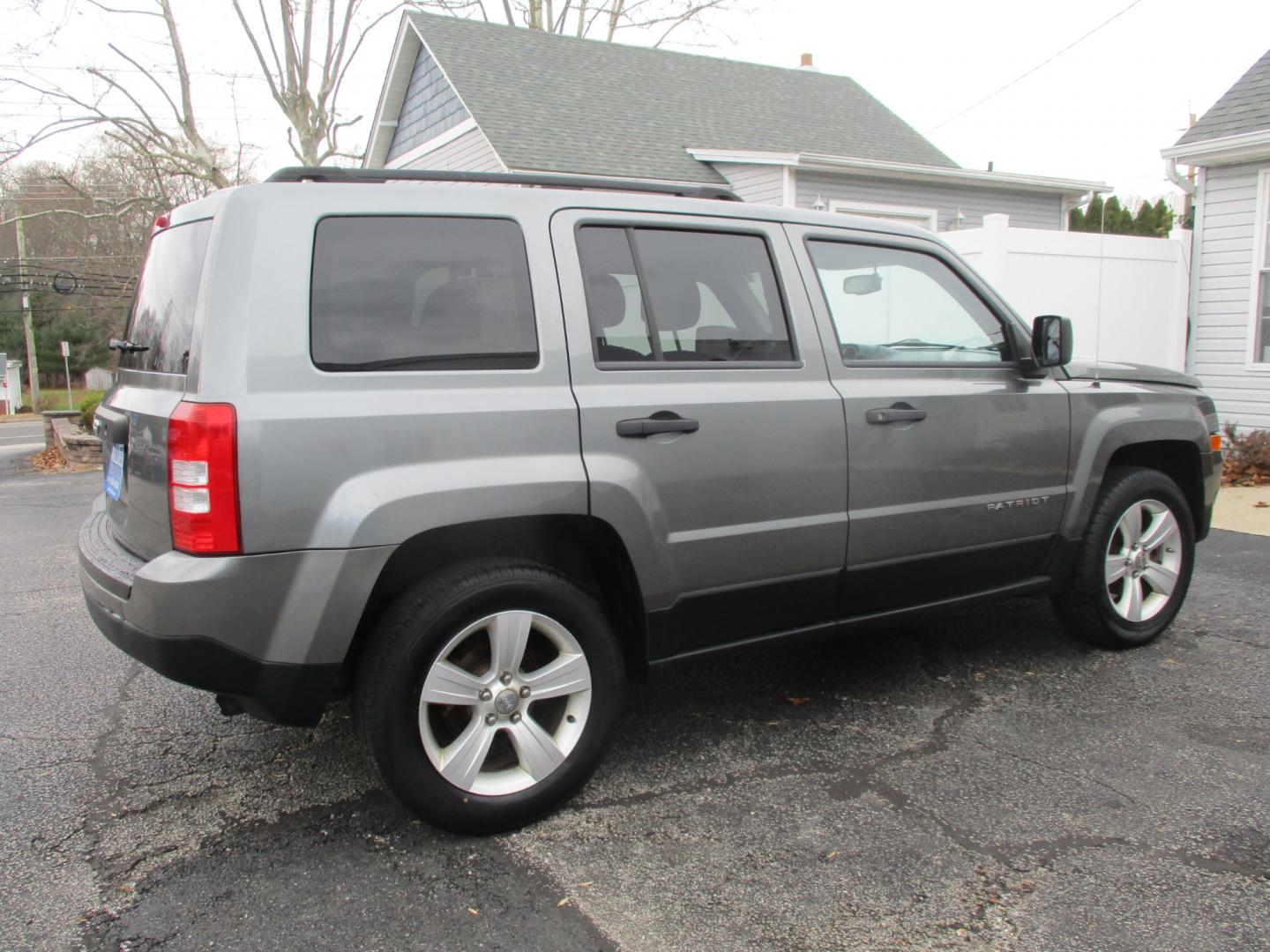 2012 Jeep Patriot (1C4NJRBB1CD) , AUTOMATIC transmission, located at 540a Delsea Drive, Sewell, NJ, 08080, (856) 589-6888, 39.752560, -75.111206 - Photo#7